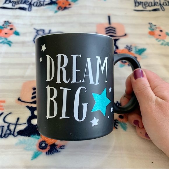 Other - ⭐️ Dream Big Black Glittery Star Mug ⭐️